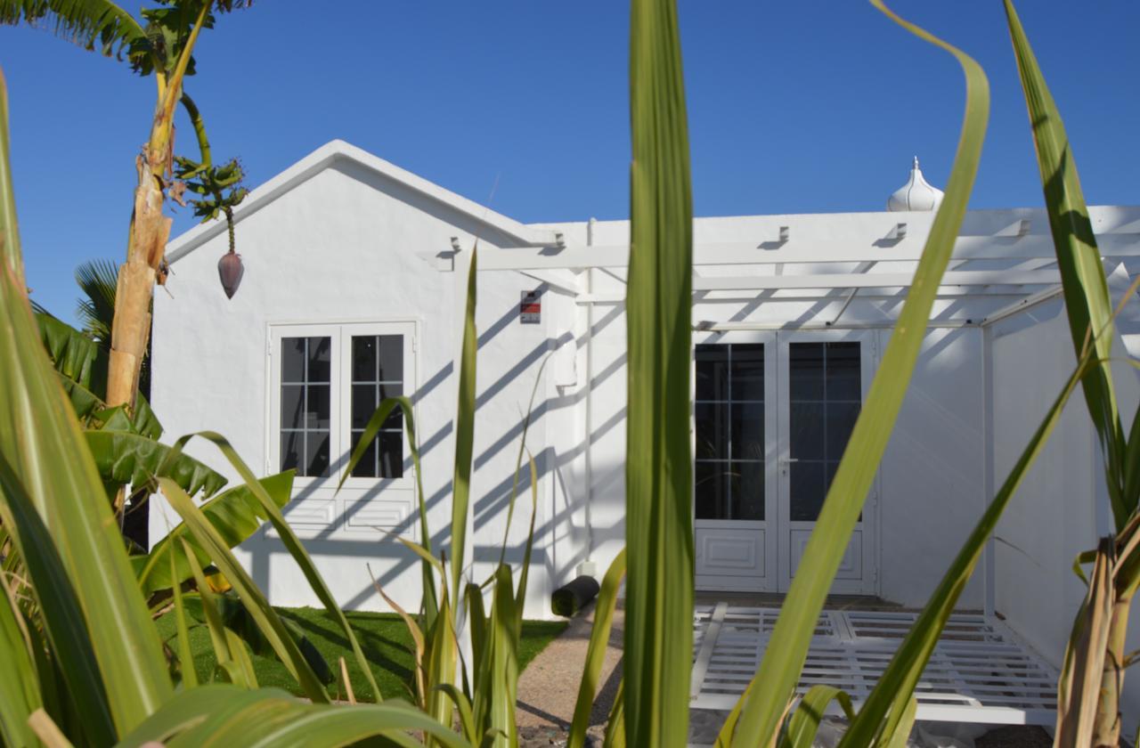Villas Lanzasuites (Adults Only) Playa Blanca  Exterior photo